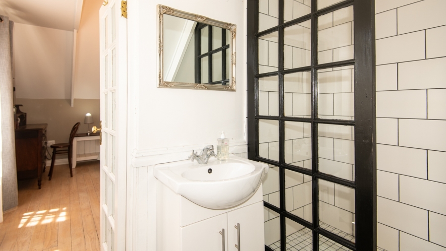To Let 5 Bedroom Property for Rent in Southern Cross Western Cape